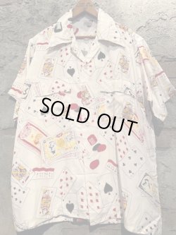 画像1: 1950's DEAD STOCK “ SANSEI TRADING CO. ” / “ PLAYING CARDS PATTERN ” / HAWAIIAN SHIRT / WHITE
