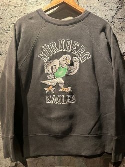 画像1: 1960's “ NURNBERG / EAGLES ” / 【 SUN FADE BLACK（スミクロ） 】 × COLOR FLOCKY PRINT SWEAT / GOOD FADE