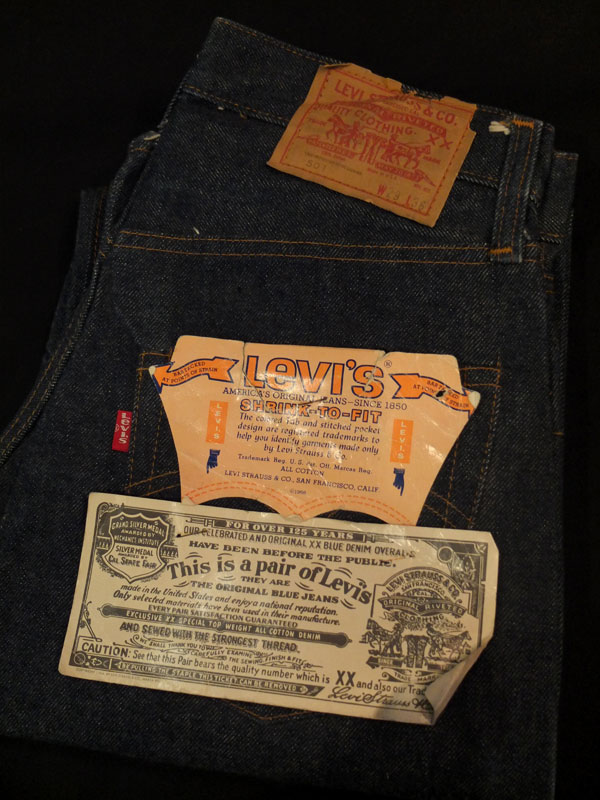 1980's DEAD STOCK / LEVI'S（リーバイス） 501 RED LINE （66後期〜赤耳移行初期） P-5575