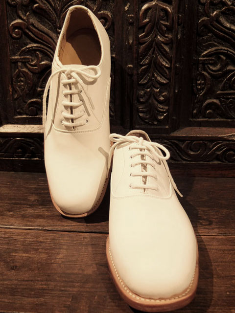 2000's〜 DEAD STOCK（箱ナシ） “ ROYAL NAVY（ロイヤルネイビー） ” / WHITE OFFICER LEATHER  SHOES / UK 7L - CAPRi SHOP